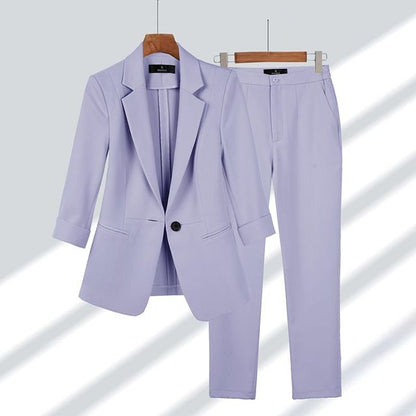 Stylowy zestaw damski Dalia z elegancką marynarką i dopasowanymi spodniami w wąskim kro 1