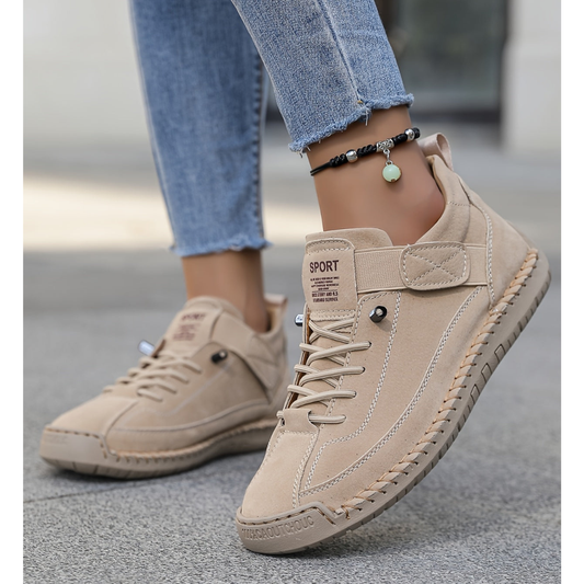Damskie sneakersy sznurowane z teksturowanym wykończeniem