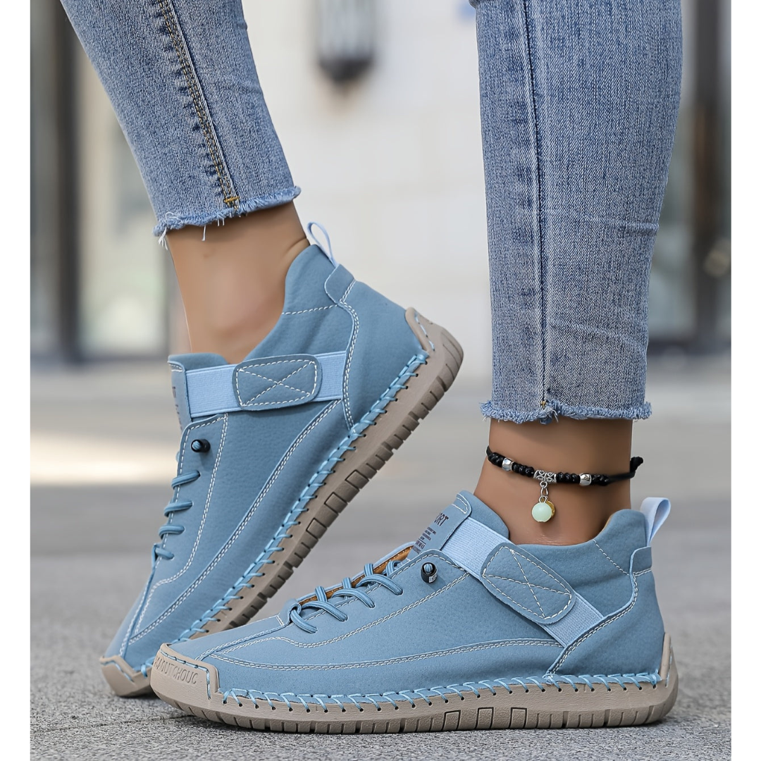 Damskie sneakersy sznurowane z teksturowanym wykończeniem