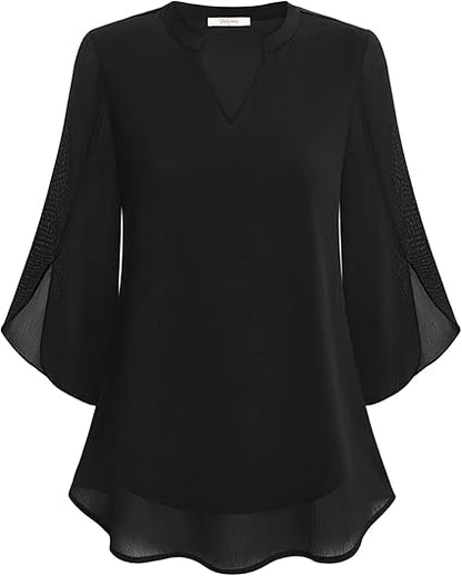 Diva women's blouse with a V-neck, 3/4 sleeves, loose fit, and flowy sleeves, perfect for casual and elegant occasions. 1