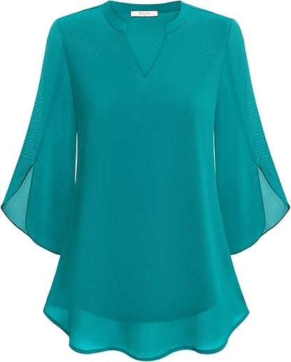 Diva women's blouse with a V-neck, 3/4 sleeves, loose fit, and flowy sleeves, perfect for casual and elegant occasions. 3