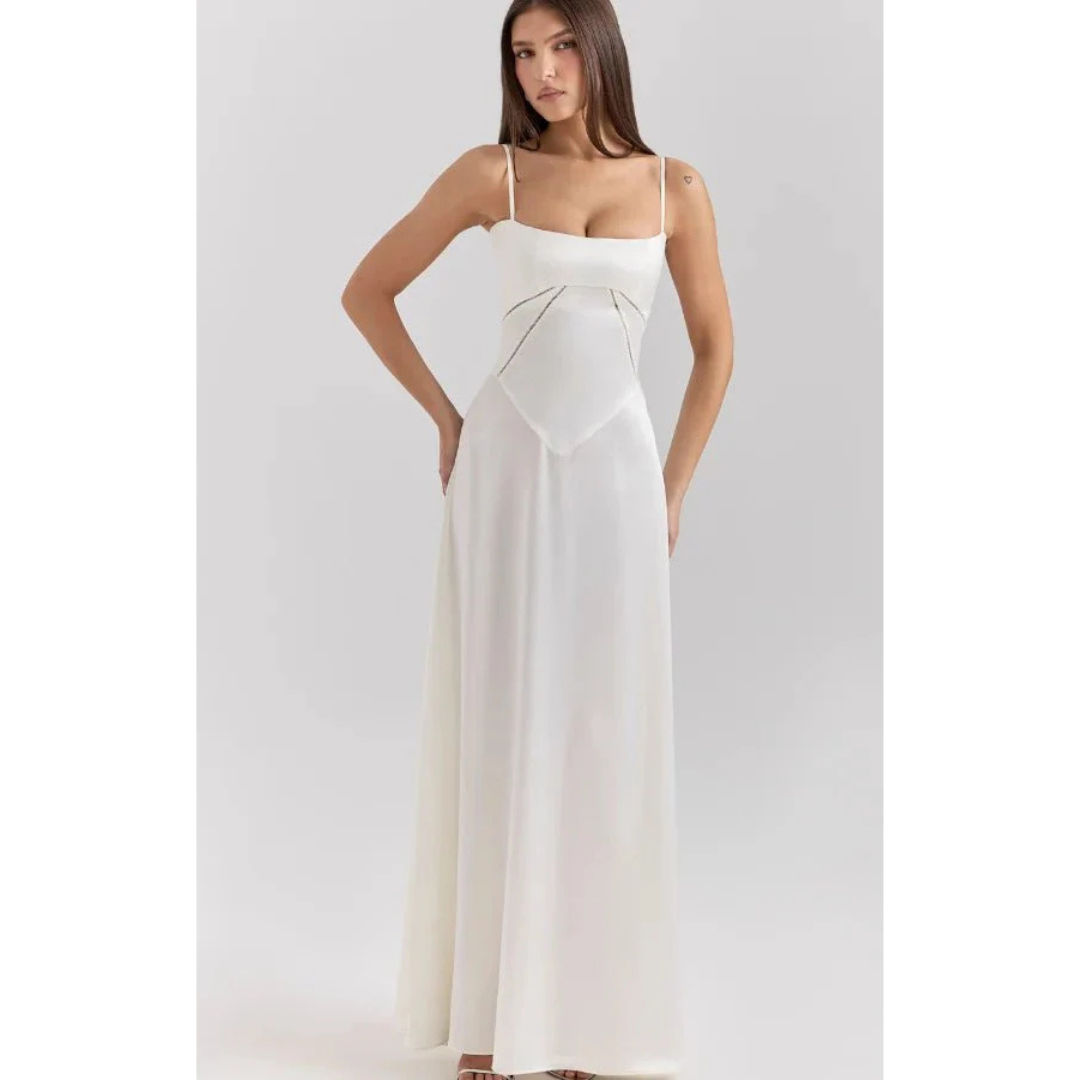 Elegancka sukienka maxi z gorsetową górą i rozkloszowanym dołem