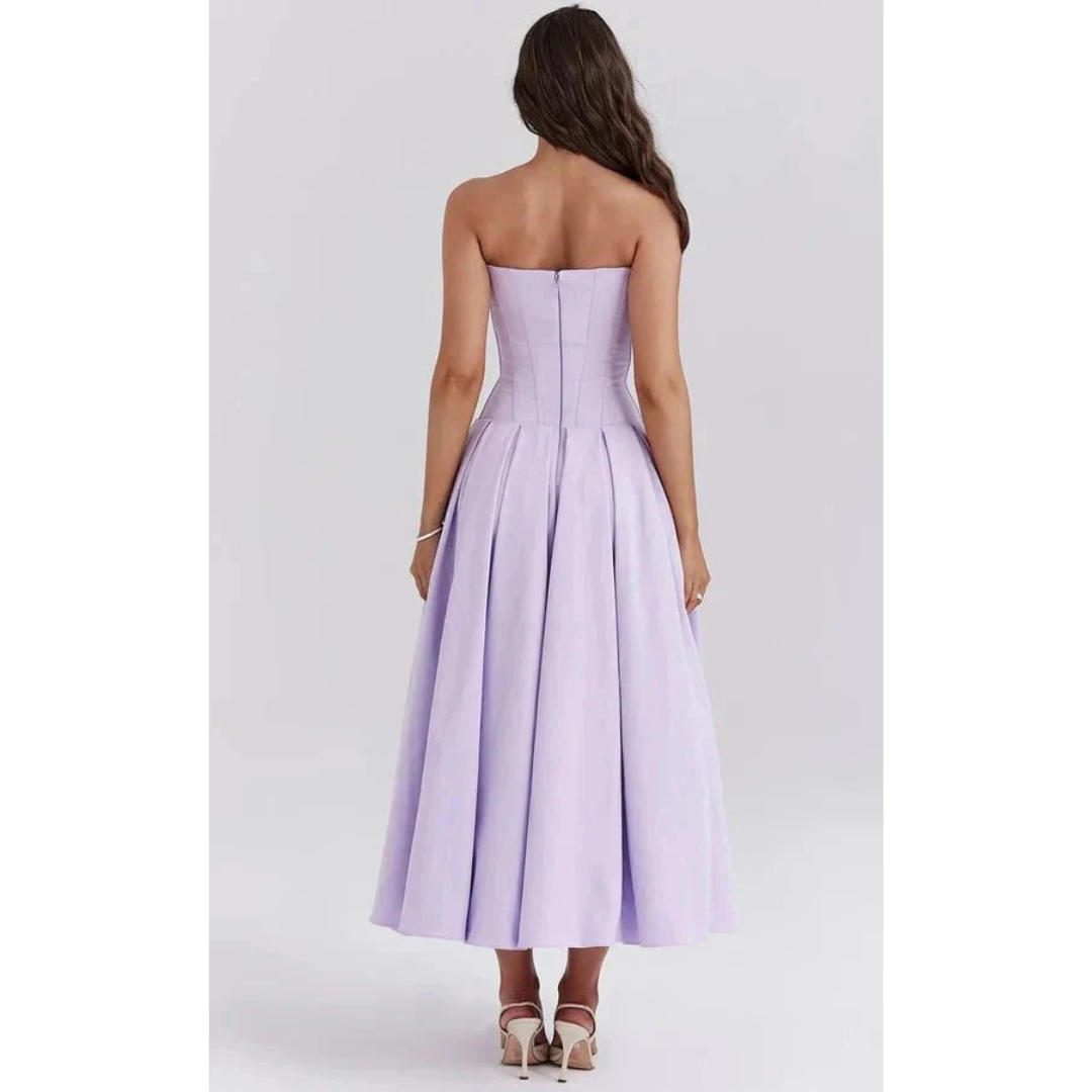 Elegancka sukienka midi bez ramiączek z gorsetową górą