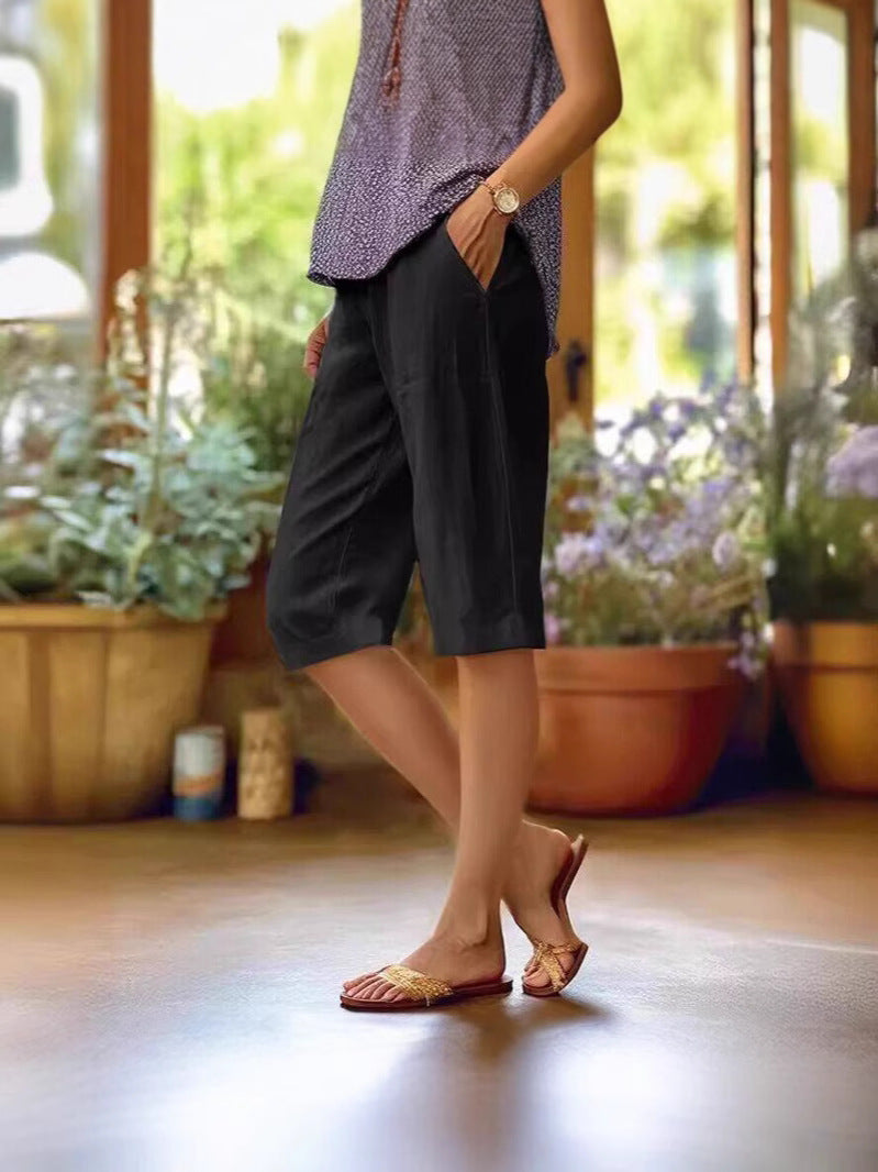 Luna women's knee-length shorts with straight leg and pockets, perfect for casual summer wear. 4