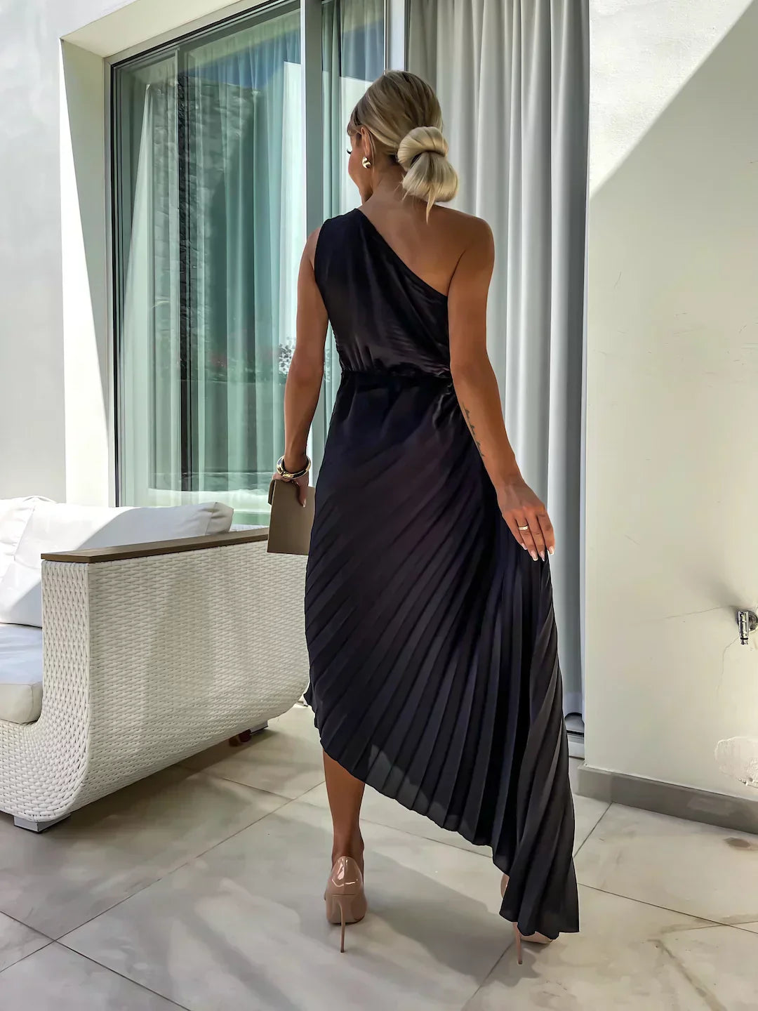 Mira Women’s Maxi Dress featuring an asymmetrical shoulder design and elegant pleated fabric, perfect for summer events and casual outings. 6