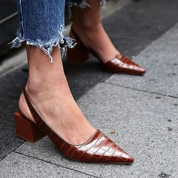 Pernille women's stiletto heels with adjustable strap and pointed toe, perfect for stylish and comfortable footwear. 3