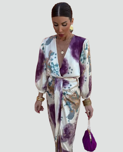 Elegancka sukienka midi z wiązaniem i modnym wzorem tie dye, idealna na letnie wyjścia i specjal 1